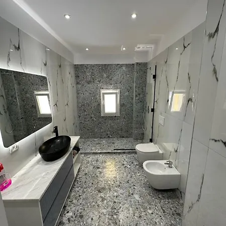 Apartment Luxury Land Tirana
